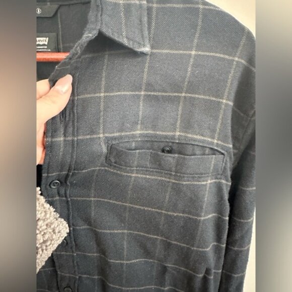 Levi’s Commuter Plaid Button Down Shirt Black Brown Long Sleeve Men’s Medium - Picture 4 of 5